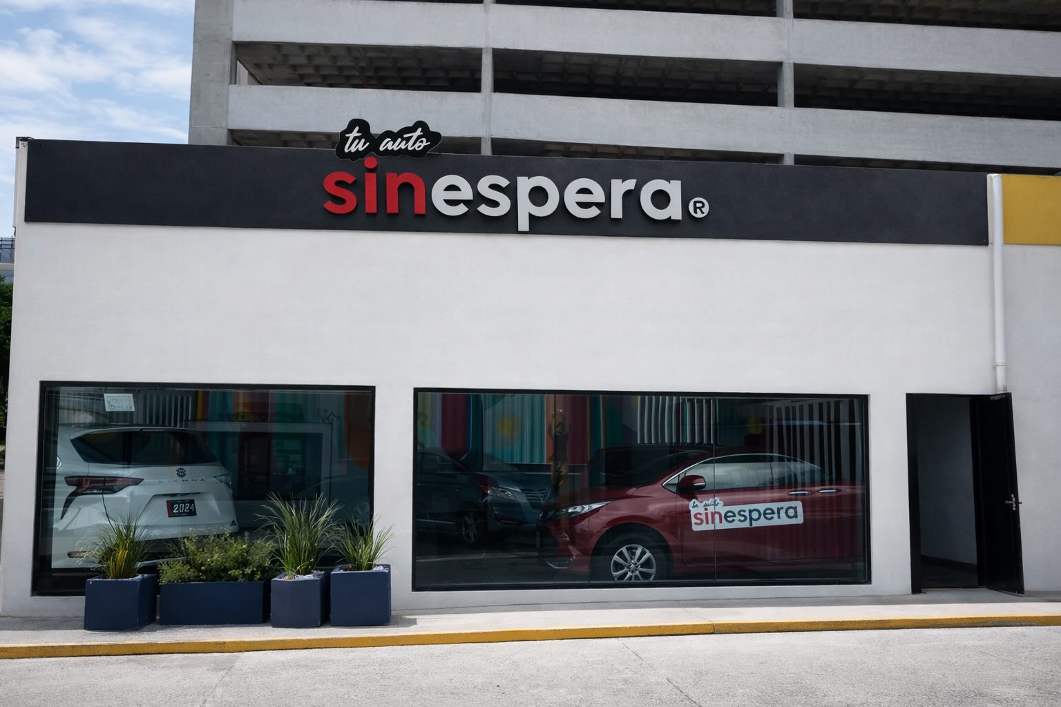 Fachada comercial 06